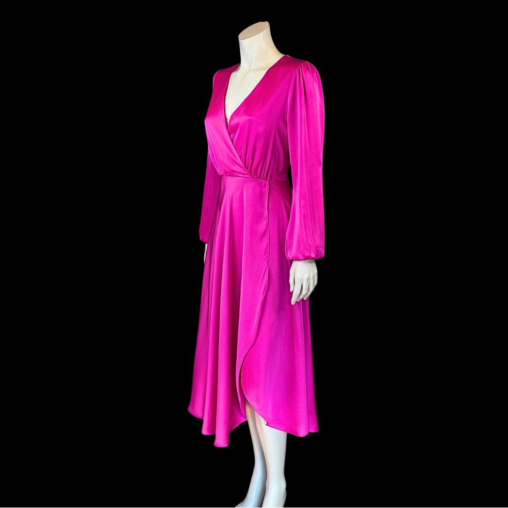 Ever New Fuchsia Long Sleeve Wrap style Dress 4 NWOT - Picture 8 of 10